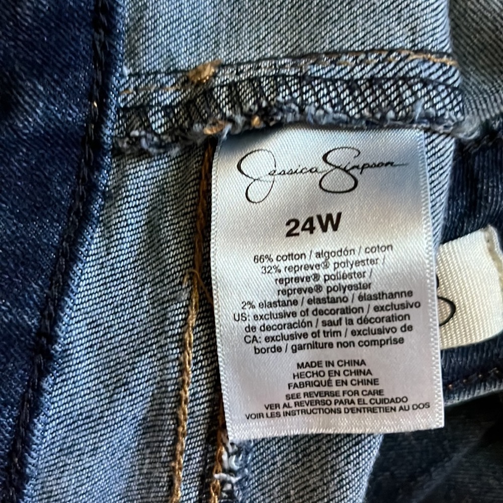 Jessica Simpson plus size kiss me ankle skinny jean - Picture 9 of 9